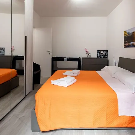 Daniel House * Bellano