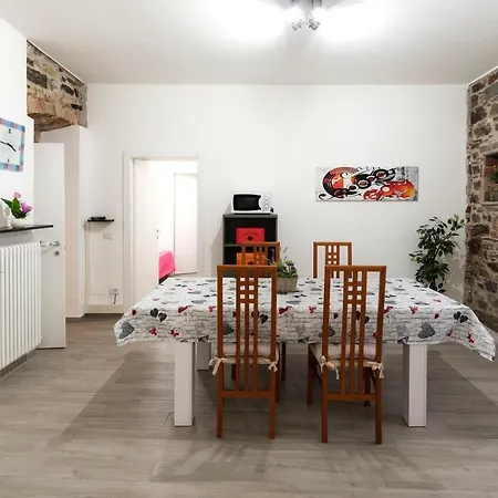 Daniel House Bellano