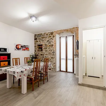 Appartement Daniel House *