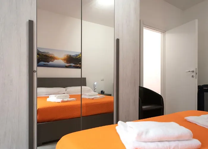 Daniel House Apartment *