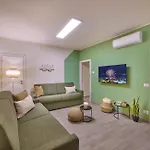 Daniel House Apartment