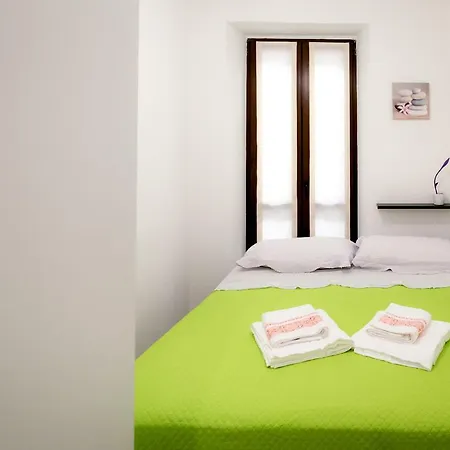 Daniel House * Bellano